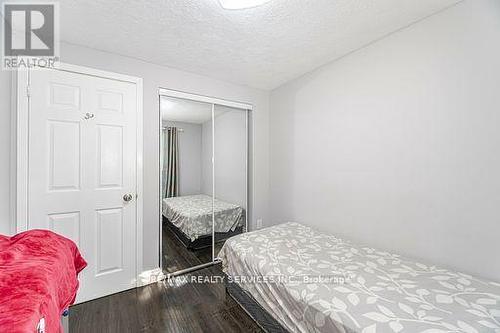 89 Darras Court E, Brampton, ON - Indoor Photo Showing Bedroom