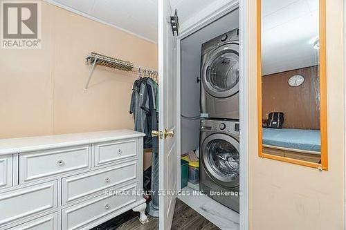 89 Darras Court E, Brampton, ON - Indoor Photo Showing Laundry Room