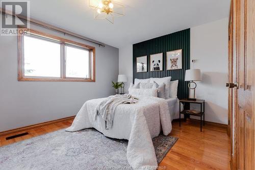 2749 Jacob Drive, Windsor, ON - Indoor Photo Showing Bedroom