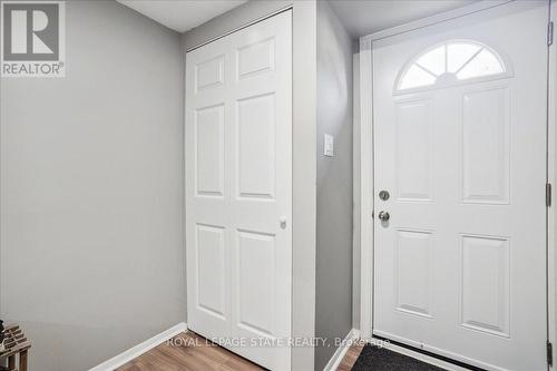 19 - 125 Bonaventure Drive, Hamilton, ON - Indoor Photo Showing Other Room