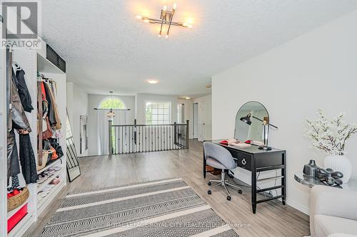 173 Clair Road W, Guelph (Clairfields), ON - Indoor Photo Showing Other Room