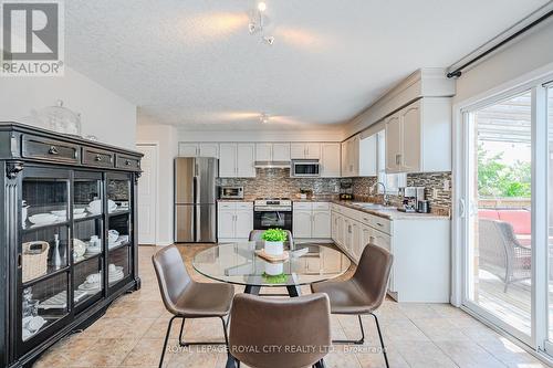 173 Clair Road W, Guelph (Clairfields), ON - Indoor Photo Showing Dining Room