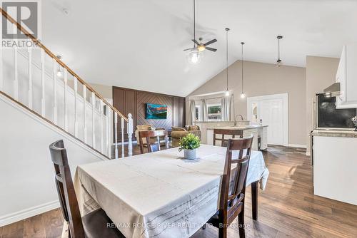 100 Queen Street, Kawartha Lakes, ON - Indoor Photo Showing Dining Room