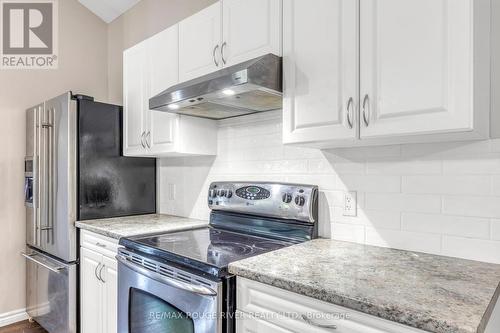 100 Queen Street, Kawartha Lakes, ON - Indoor Photo Showing Kitchen