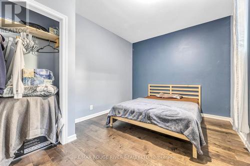 100 Queen Street, Kawartha Lakes, ON - Indoor Photo Showing Bedroom