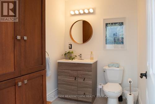 213 - 200 Stinson Street, Hamilton (Stinson), ON - Indoor Photo Showing Bathroom