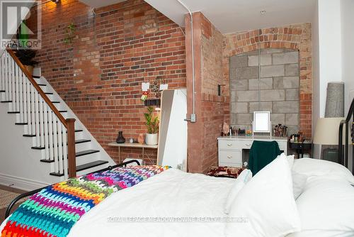 213 - 200 Stinson Street, Hamilton (Stinson), ON - Indoor Photo Showing Bedroom