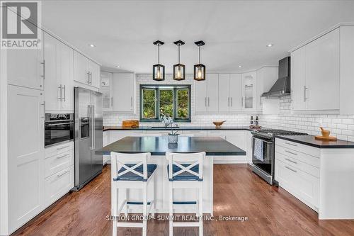 1 Windy Lane, Mcdougall, ON - Indoor Photo Showing Kitchen With Stainless Steel Kitchen With Upgraded Kitchen