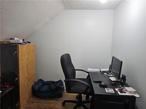 295 Killaly Street E, Port Colborne, ON - Indoor Photo Showing Office