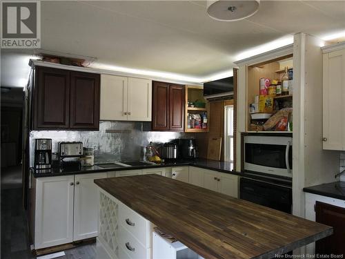 7 Willowgrove, Moncton, NB - Indoor Photo Showing Kitchen