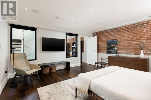 423 - 43 Hanna Avenue, Toronto (Niagara), ON - Indoor Photo Showing Bedroom