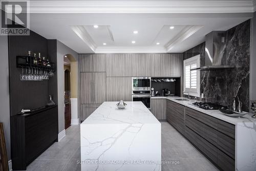 62 Bond Crescent, Richmond Hill (Oak Ridges), ON - Indoor Photo Showing Kitchen