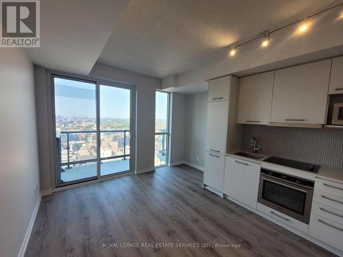 4203 - 87 Peter Street, Toronto, ON - Indoor Photo Showing Kitchen