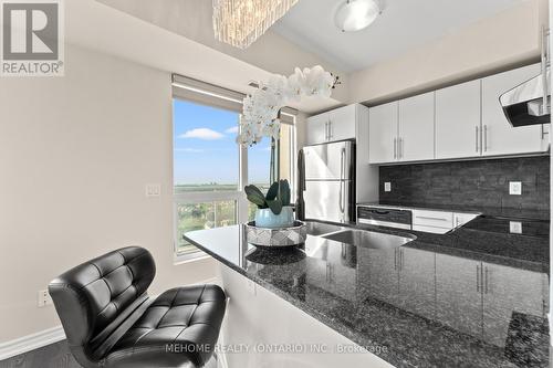 1208 - 7730 Kipling Avenue, Vaughan (West Woodbridge), ON - Indoor Photo Showing Kitchen With Double Sink With Upgraded Kitchen