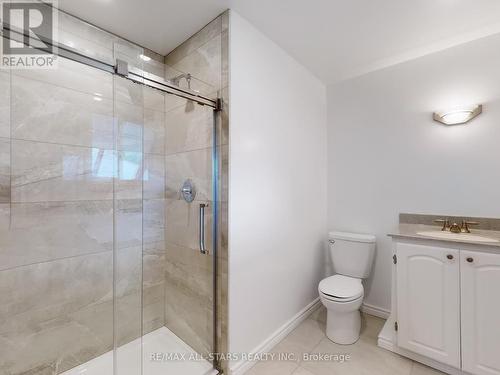 180 The Queensway Road N, Georgina (Historic Lakeshore Communities), ON - Indoor Photo Showing Bathroom