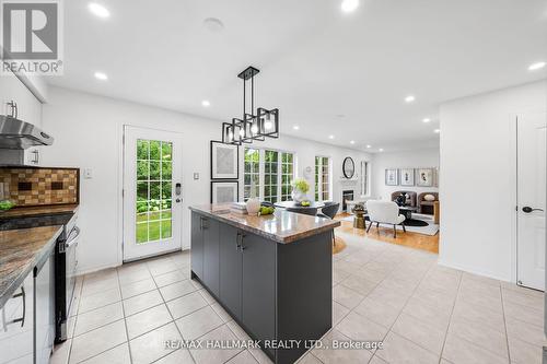 95 Greenbank Drive, Richmond Hill (Jefferson), ON - Indoor Photo Showing Kitchen