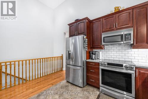 1640 Golf Link Road, Midland, ON - Indoor Photo Showing Kitchen