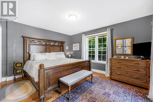 1640 Golf Link Road, Midland, ON - Indoor Photo Showing Bedroom