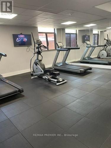 520 - 2645 Jane Street, Toronto (Glenfield-Jane Heights), ON - Indoor Photo Showing Gym Room