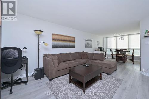 #1210 - 10 Laurelcrest Street, Brampton, ON - Indoor Photo Showing Living Room