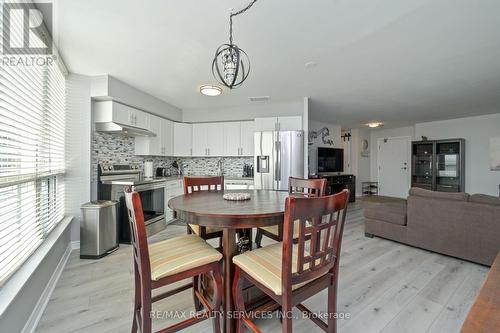 #1210 - 10 Laurelcrest Street, Brampton (Queen Street Corridor), ON - Indoor Photo Showing Dining Room