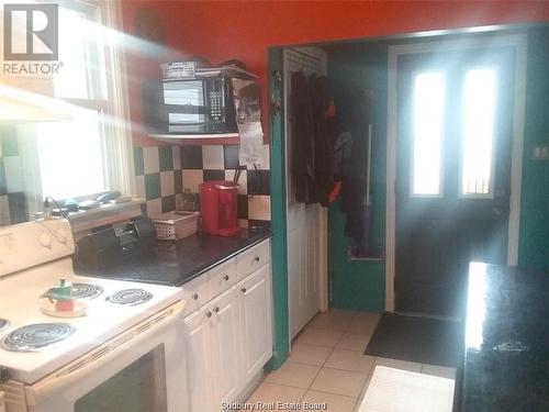 212 Simcoe Street, Sudbury, ON - Indoor Photo Showing Kitchen