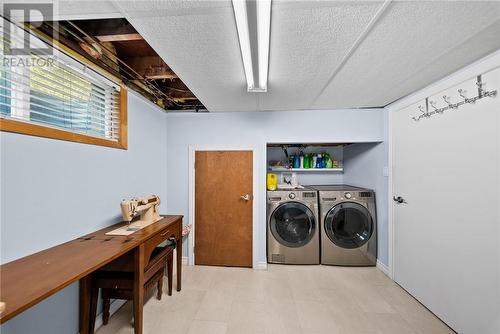 96 Strathmere Court, Greater Sudbury, ON - Indoor Photo Showing Laundry Room