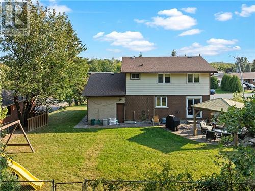 96 Strathmere Court, Greater Sudbury, ON - Outdoor