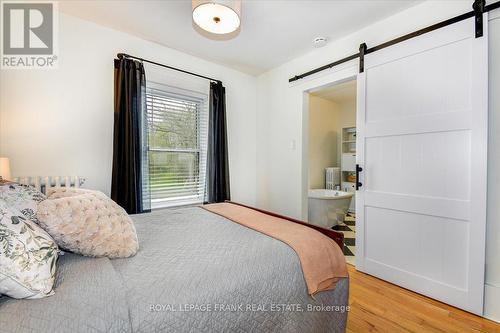 136 Lock Street, Peterborough (Downtown), ON - Indoor Photo Showing Bedroom