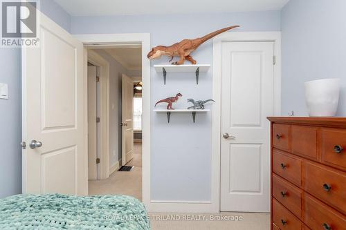 184 Wellington Street, St. Thomas, ON - Indoor Photo Showing Bedroom