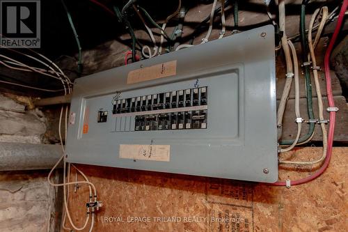 184 Wellington Street, St. Thomas, ON - Indoor Photo Showing Basement