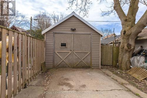 184 Wellington Street, St. Thomas, ON - Outdoor With Exterior