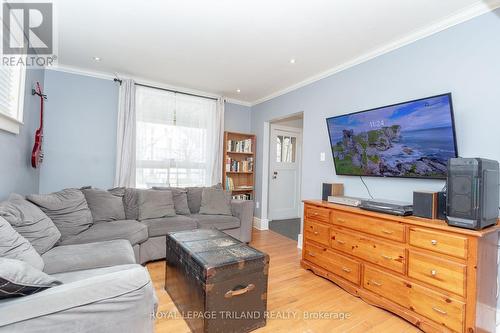 184 Wellington Street, St. Thomas, ON - Indoor Photo Showing Living Room