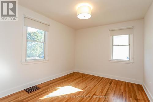 1866 Avalon Street, London, ON - Indoor Photo Showing Other Room