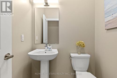 29 - 17 Lakewood Crescent, Kawartha Lakes (Bobcaygeon), ON - Indoor Photo Showing Bathroom