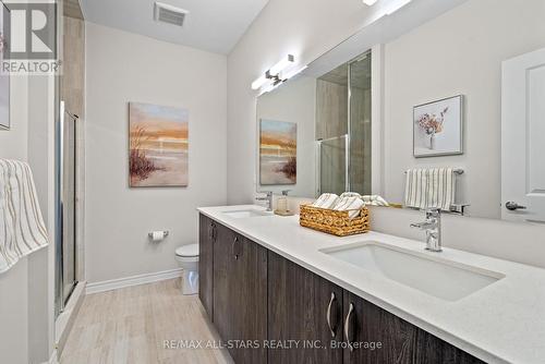 29 - 17 Lakewood Crescent, Kawartha Lakes (Bobcaygeon), ON - Indoor Photo Showing Bathroom