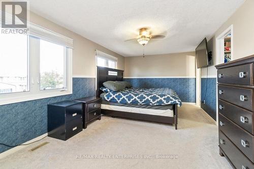 2054 Hunters Wood Drive, Burlington, ON - Indoor Photo Showing Bedroom