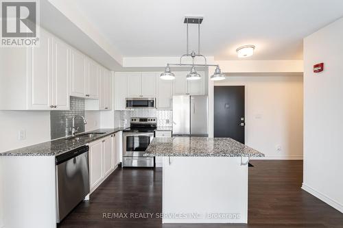 607 - 200 Lagerfeld Drive, Brampton (Northwest Brampton), ON - Indoor Photo Showing Kitchen With Upgraded Kitchen