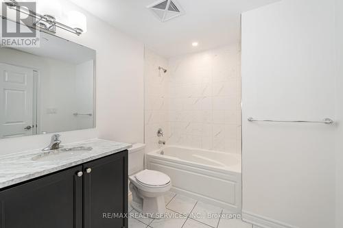 607 - 200 Lagerfeld Drive, Brampton (Northwest Brampton), ON - Indoor Photo Showing Bathroom