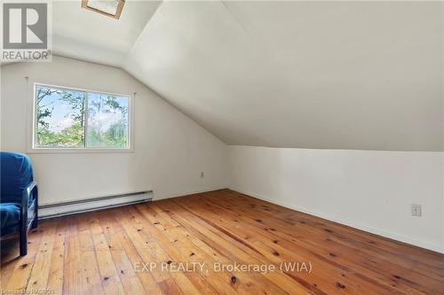 217 Highway 6, South Bruce Peninsula, ON - Indoor Photo Showing Other Room