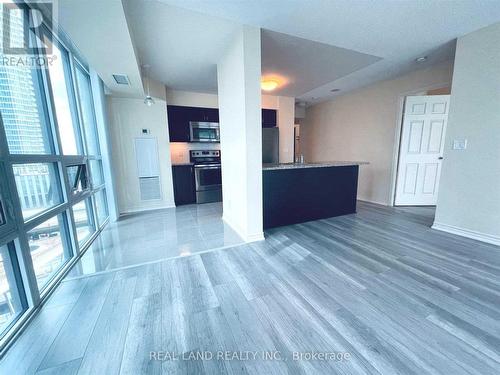 1006 - 19 Grand Trunk Crescent, Toronto (Waterfront Communities), ON - Indoor Photo Showing Other Room