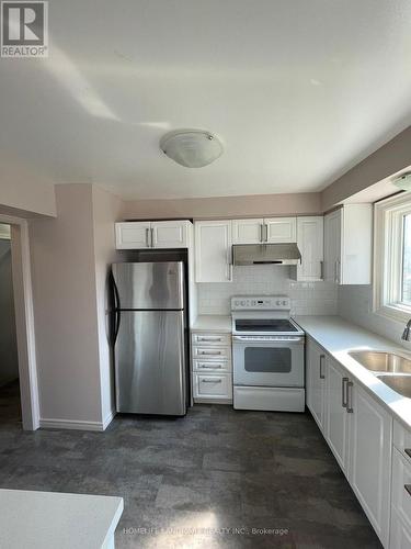 1364 Lakefield Street, Oshawa (Lakeview), ON - Indoor Photo Showing Kitchen With Double Sink