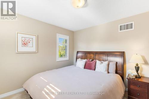 693 Foxcroft Boulevard, Newmarket (Stonehaven-Wyndham), ON - Indoor Photo Showing Bedroom