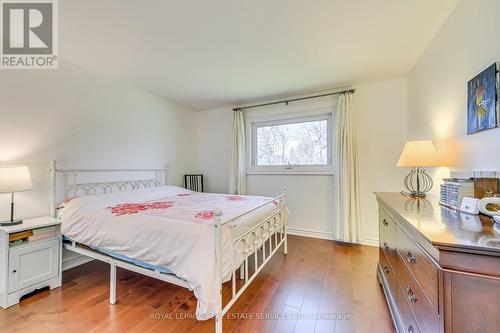 172 Arichat Road, Oakville, ON - Indoor Photo Showing Bedroom