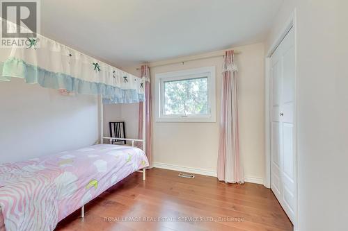 172 Arichat Road, Oakville, ON - Indoor Photo Showing Bedroom