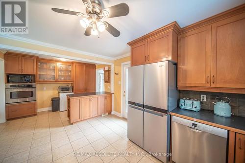 139 Felton Crescent, Russell, ON - Indoor Photo Showing Kitchen