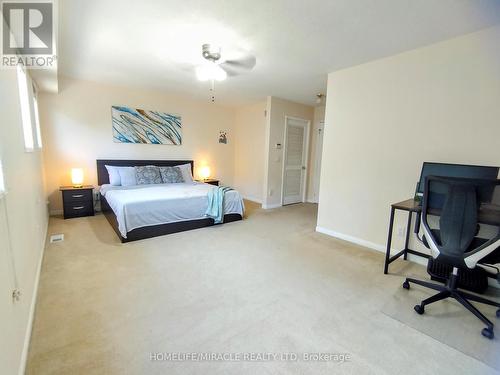 317 - 1400 The Esplanade N, Pickering, ON - Indoor Photo Showing Bedroom