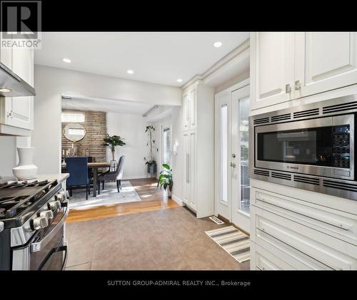 80 Marshall Street, Barrie (Allandale Heights), ON - Indoor Photo Showing Kitchen