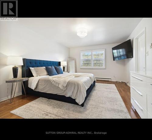 80 Marshall Street, Barrie (Allandale Heights), ON - Indoor Photo Showing Bedroom