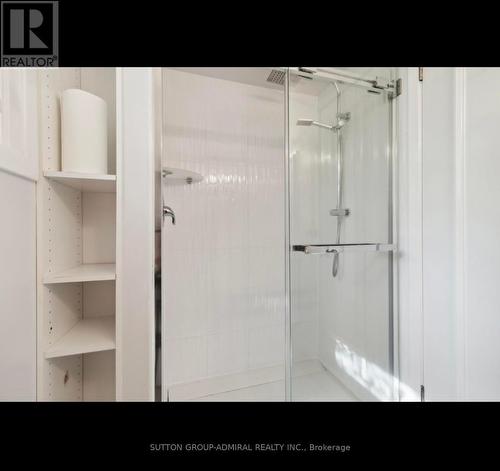 80 Marshall Street, Barrie (Allandale Heights), ON - Indoor Photo Showing Bathroom